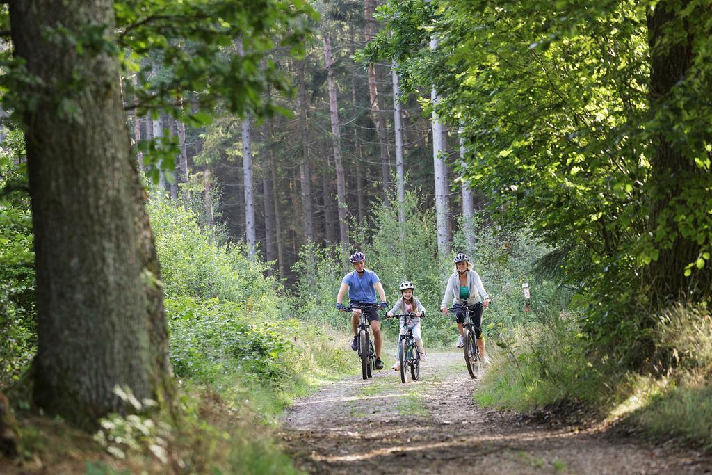 Center Parcs Les Ardennes Hotel Виелсалм Екстериор снимка